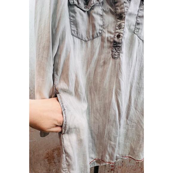 Maurices Sz Large Casual V Neck Long Sleeved Thin Knit Tunic Gray Acid Washed - Picture 5 of 5